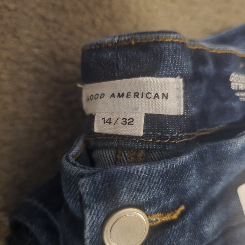 NWT Good American Soft Tech Good Straight Jeans - Picture 7 of 7